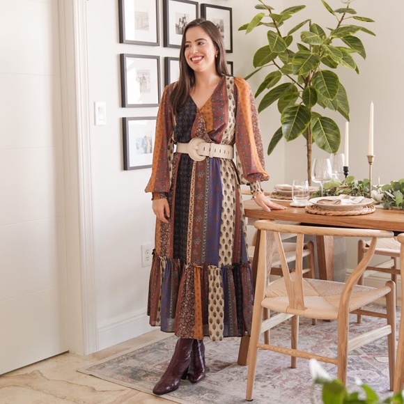 Beautiful Fall Midi Dress - Picture 3 of 3